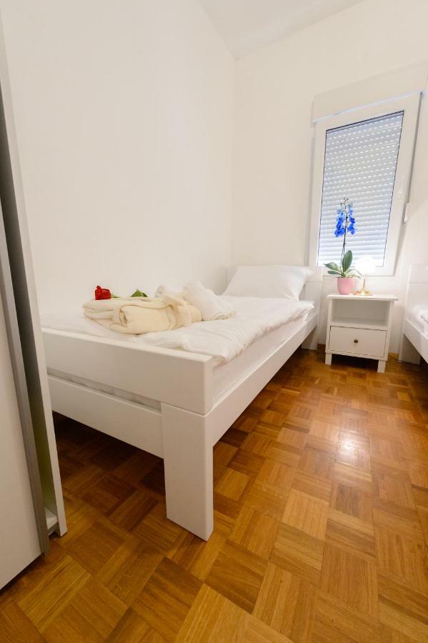 Apartment Ana 4+2 Makarska Esterno foto