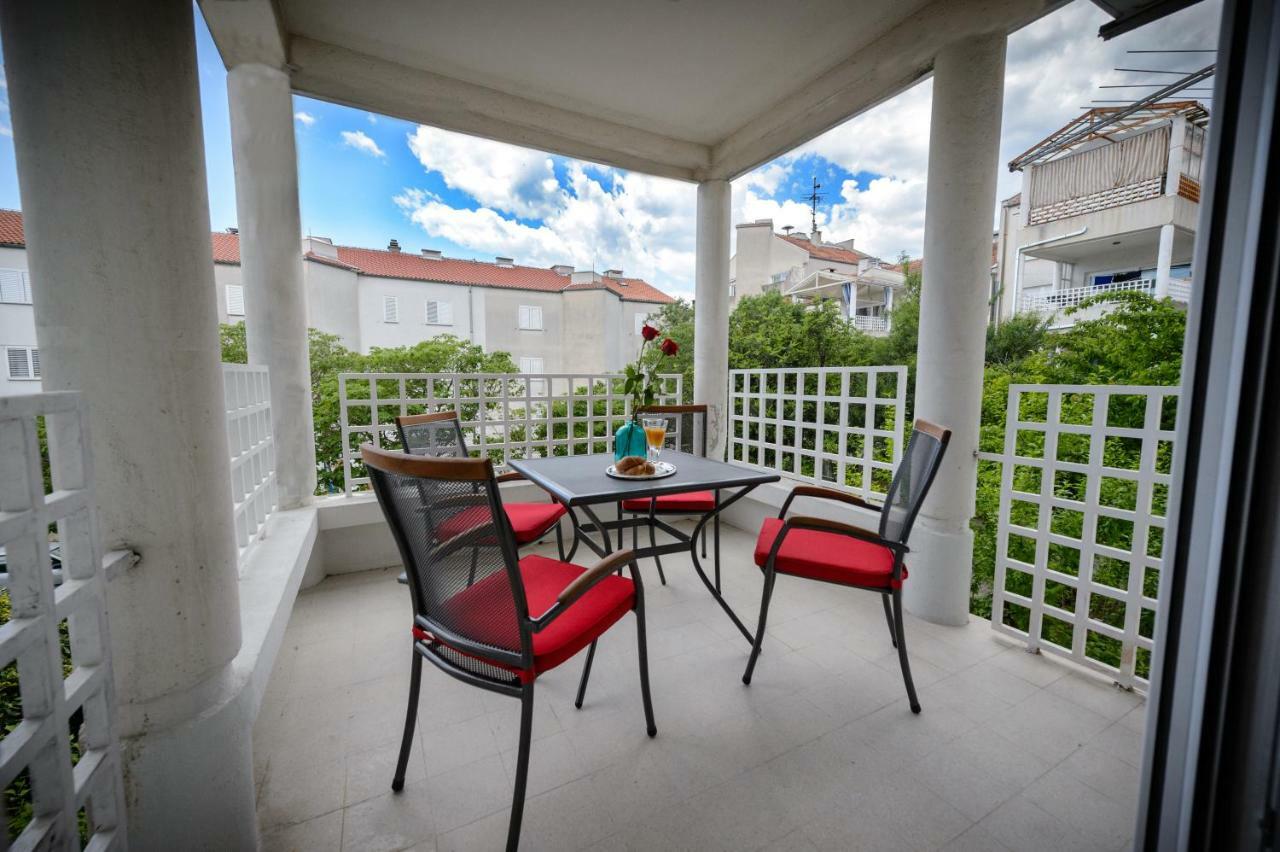 Apartment Ana 4+2 Makarska Esterno foto