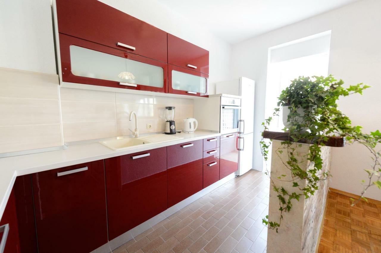 Apartment Ana 4+2 Makarska Esterno foto